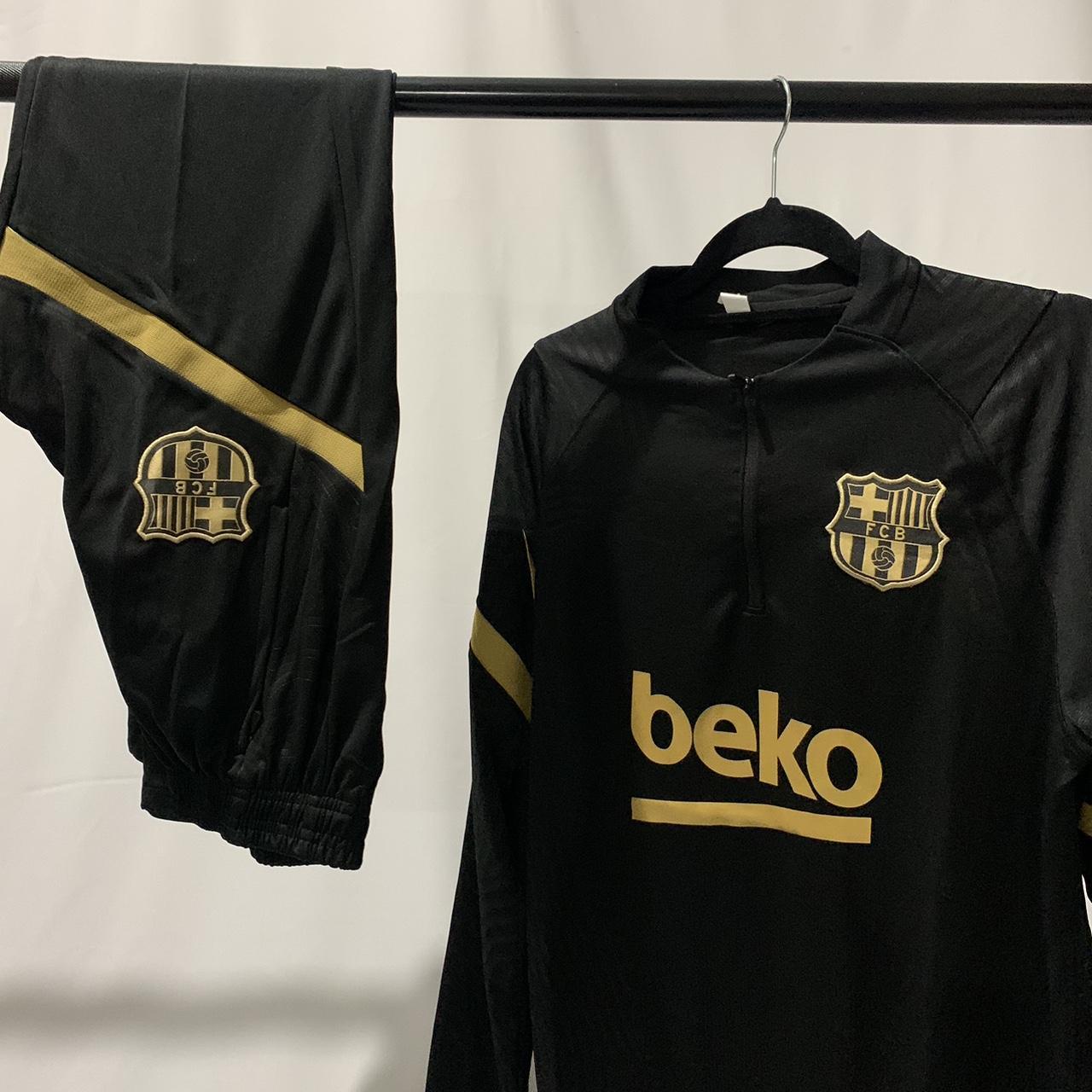 black and gold psg tracksuit