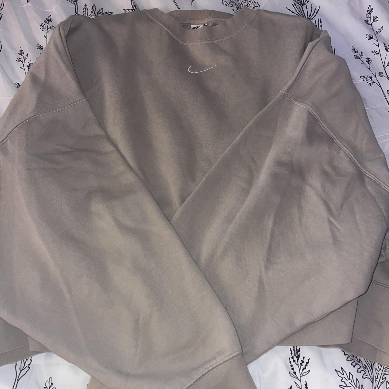 cropped nike crewneck