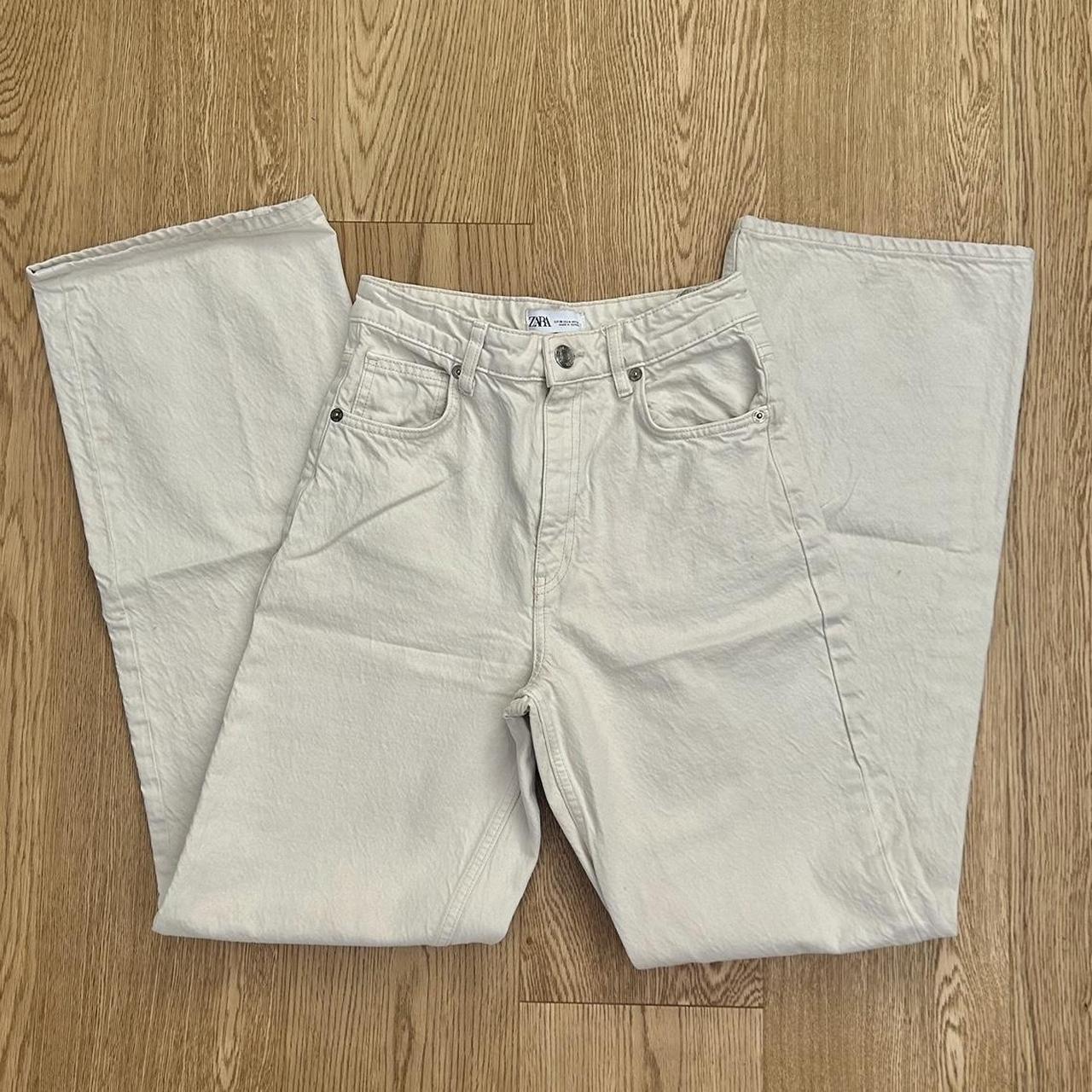 White Zara High Waist Jeans Size: 4 but fits... - Depop