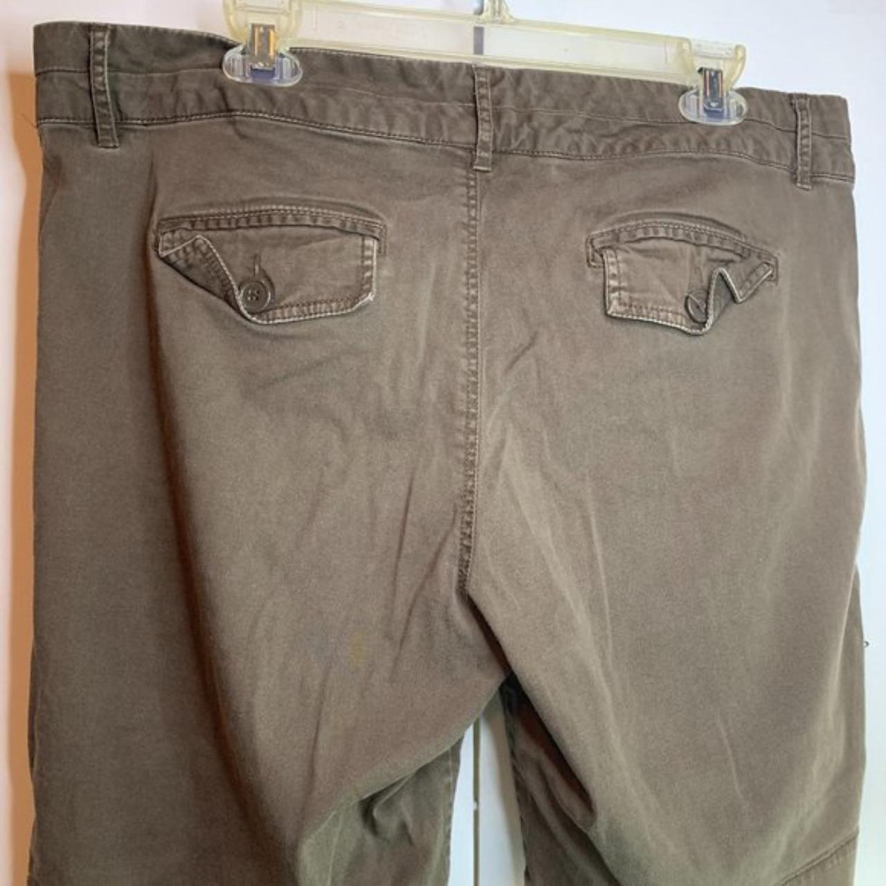 Freestyle Revolution Boys brown cargo shorts. Size... - Depop