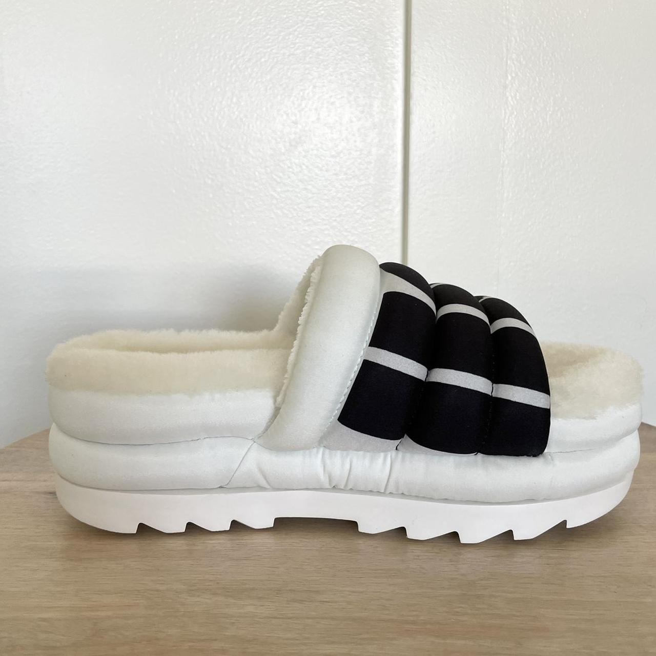Maxi Slide Logo Sandal | UGG
