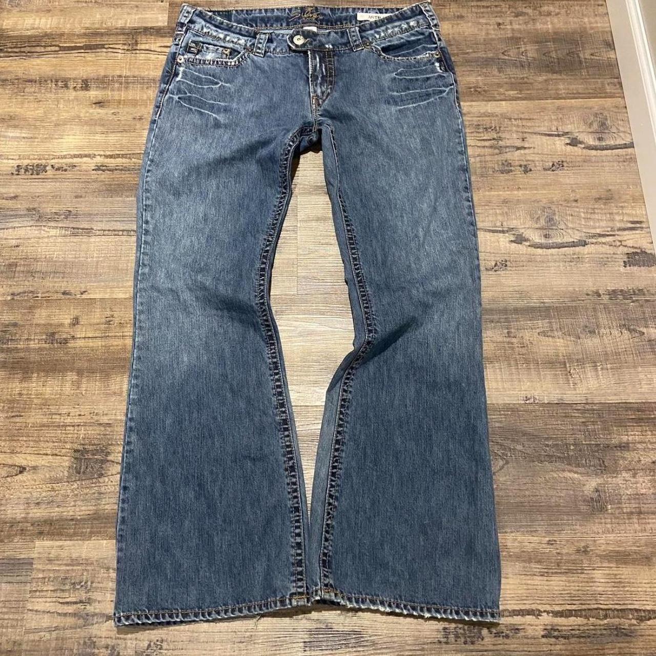 item listed by m011ea