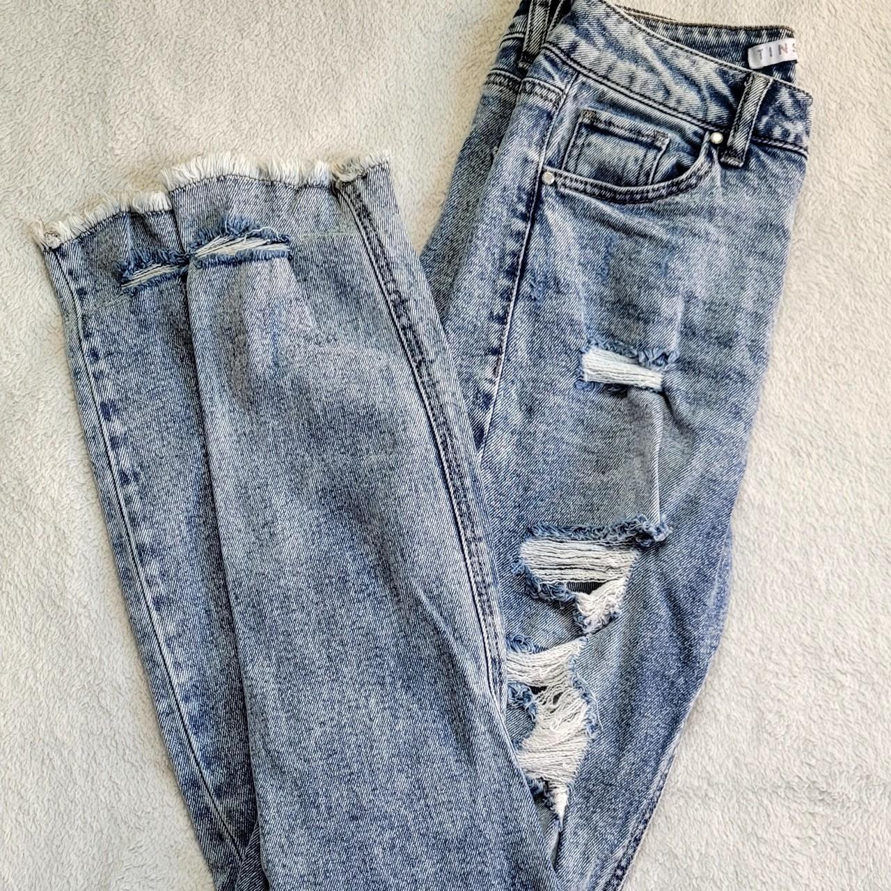 Tinseltown high-waisted ripped mom jeans. I'm 5'2,... - Depop