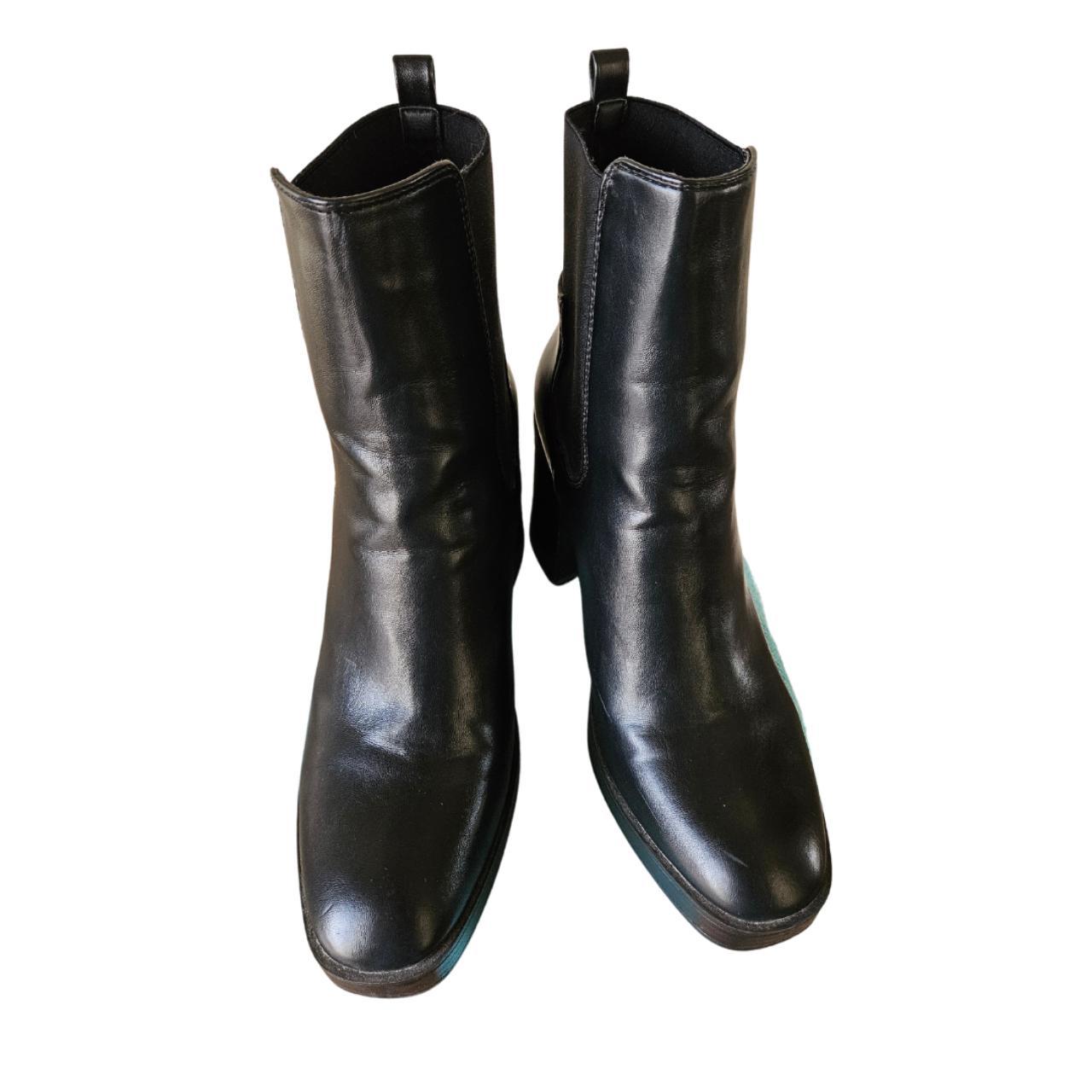 public desire black boots