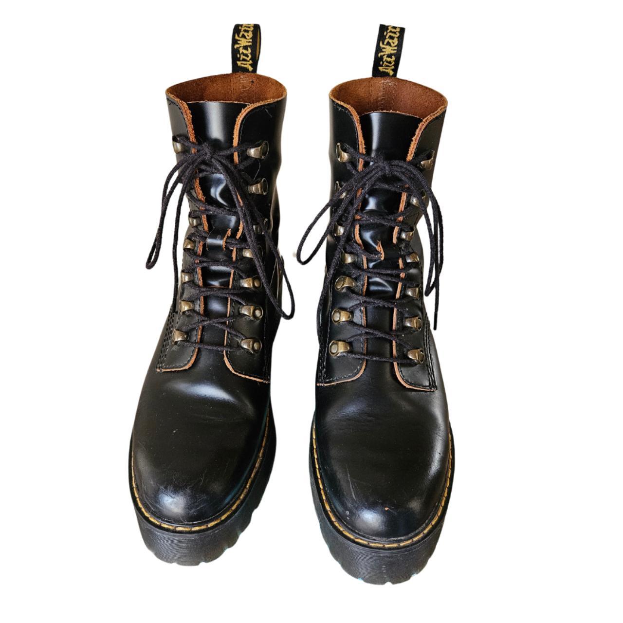 dr martens leona lace up