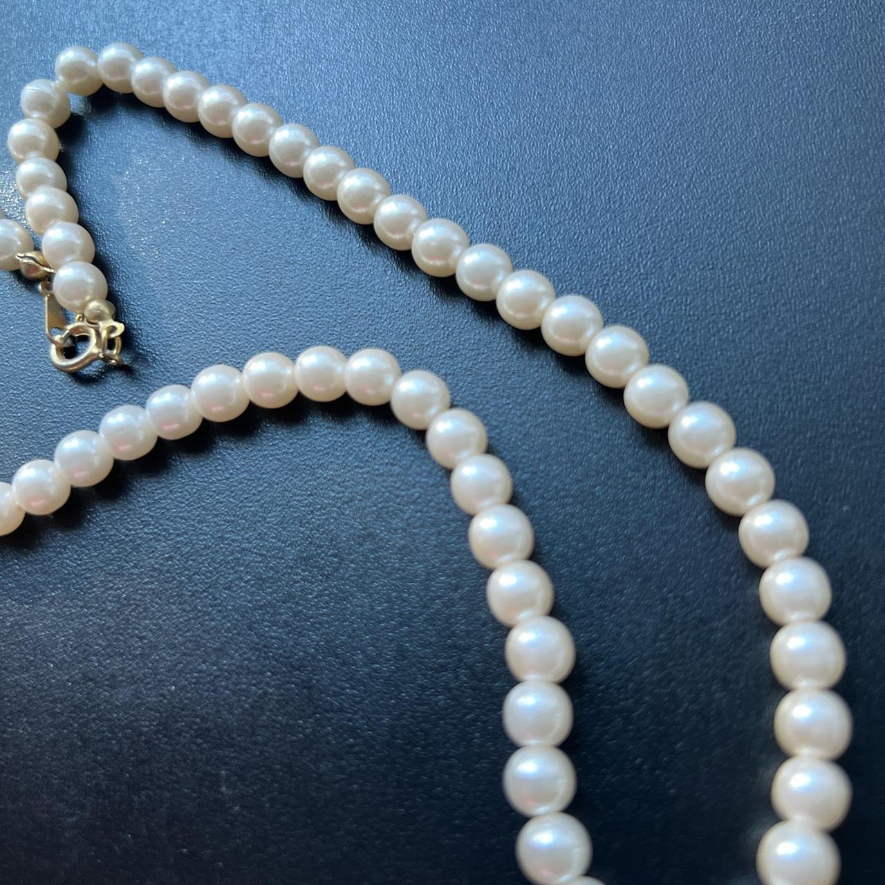 Coquette pearl necklace! Absolutely adorable... - Depop