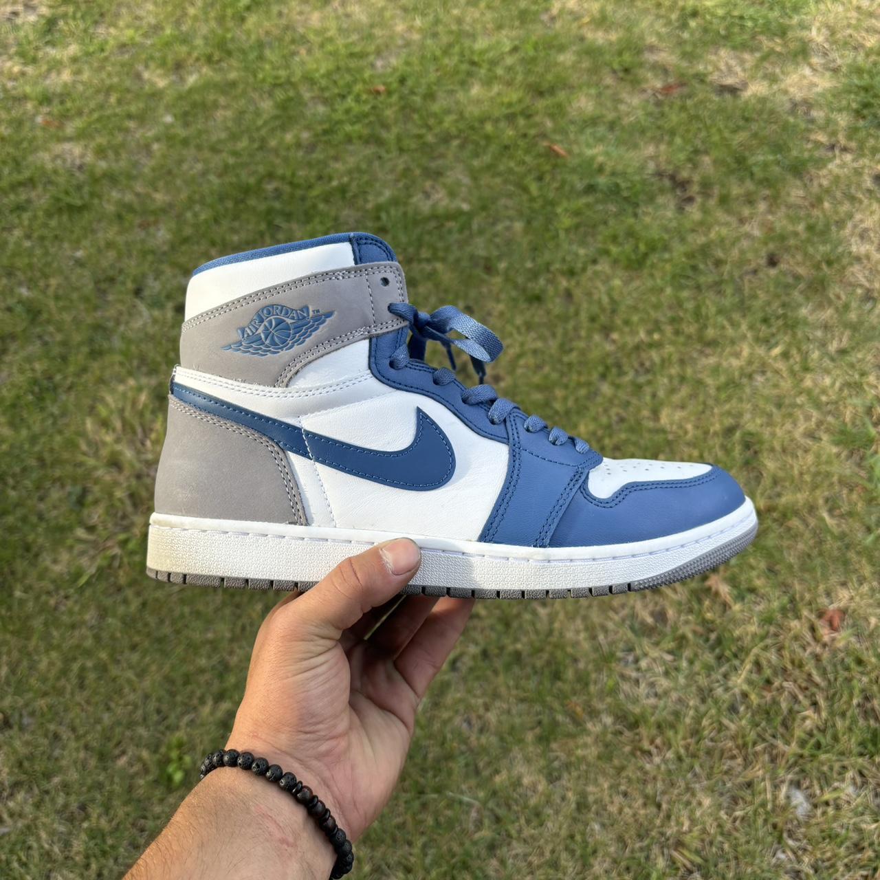 item listed by mannymendoza