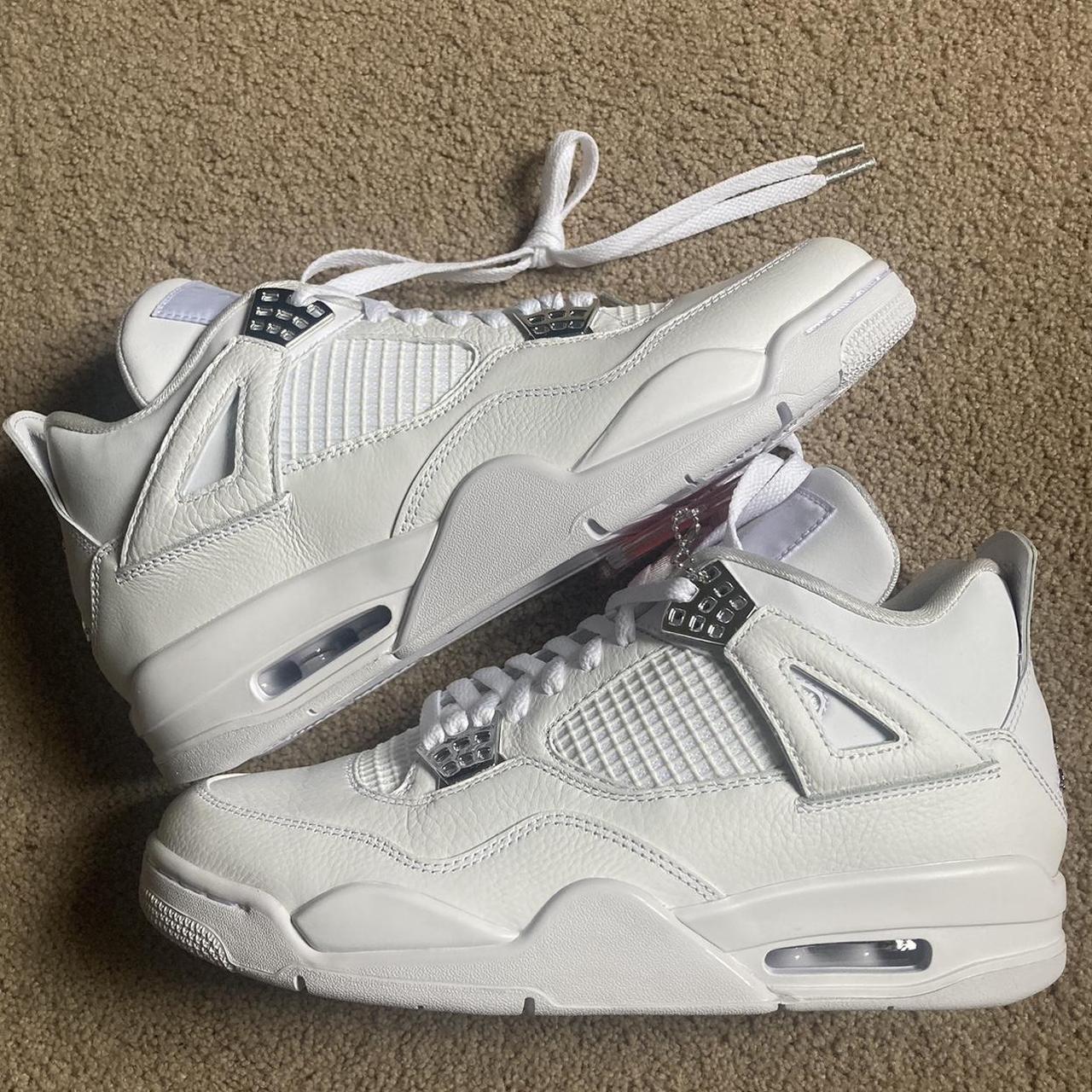 mens white jordan sneakers