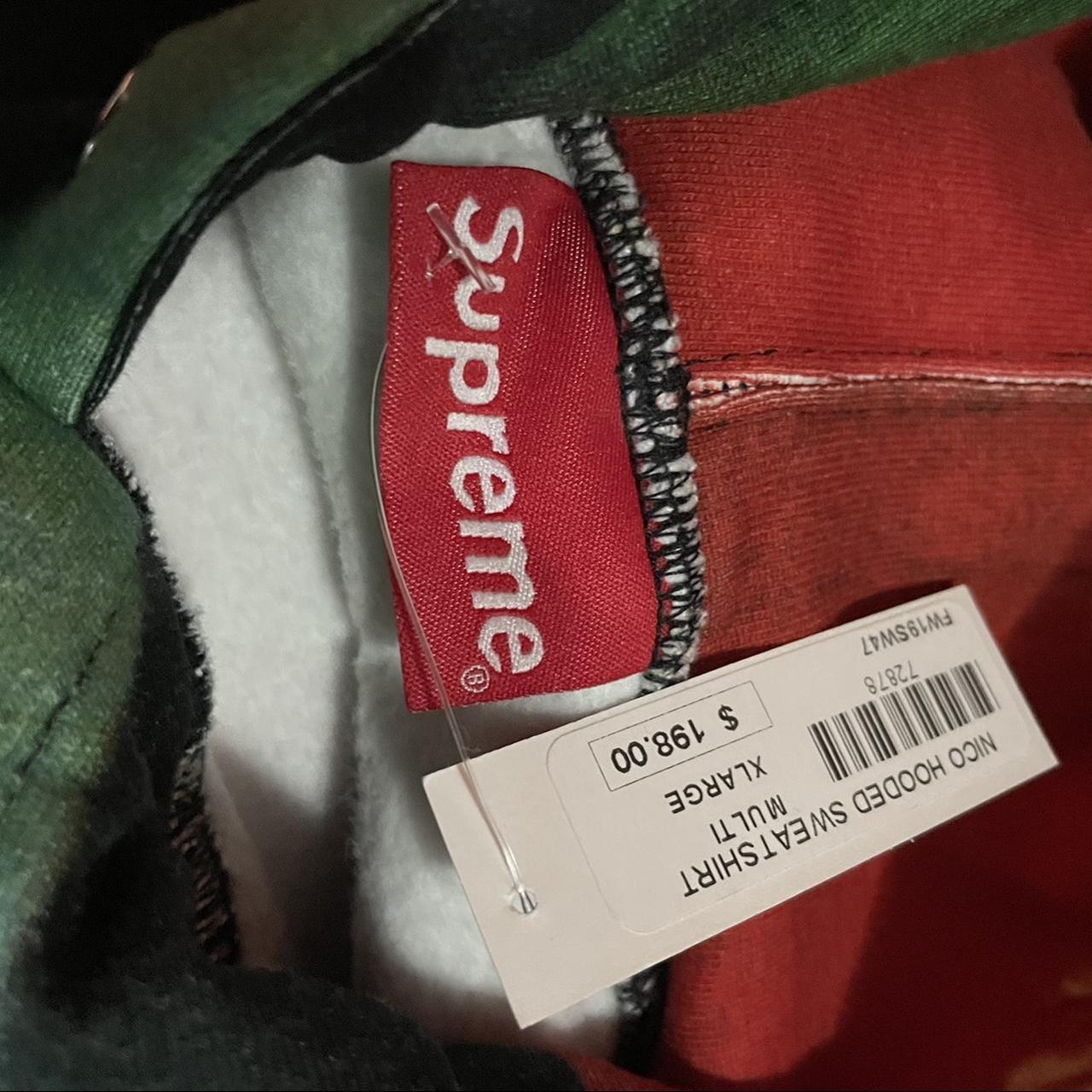 Supreme hotsell sweatshirt tag