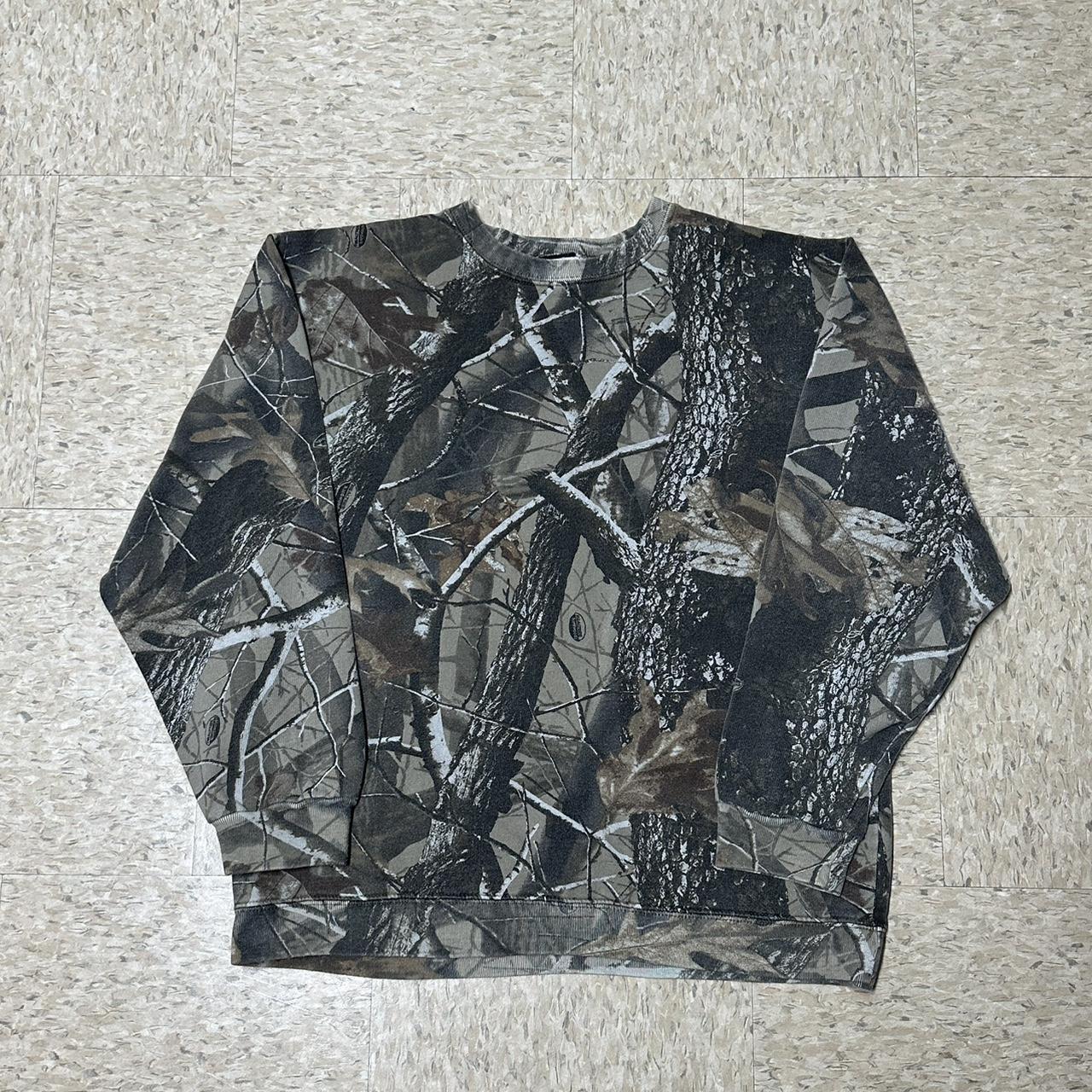 VTG Y2K RealTree Sweatshirt - Long Sleeve Crewneck... - Depop