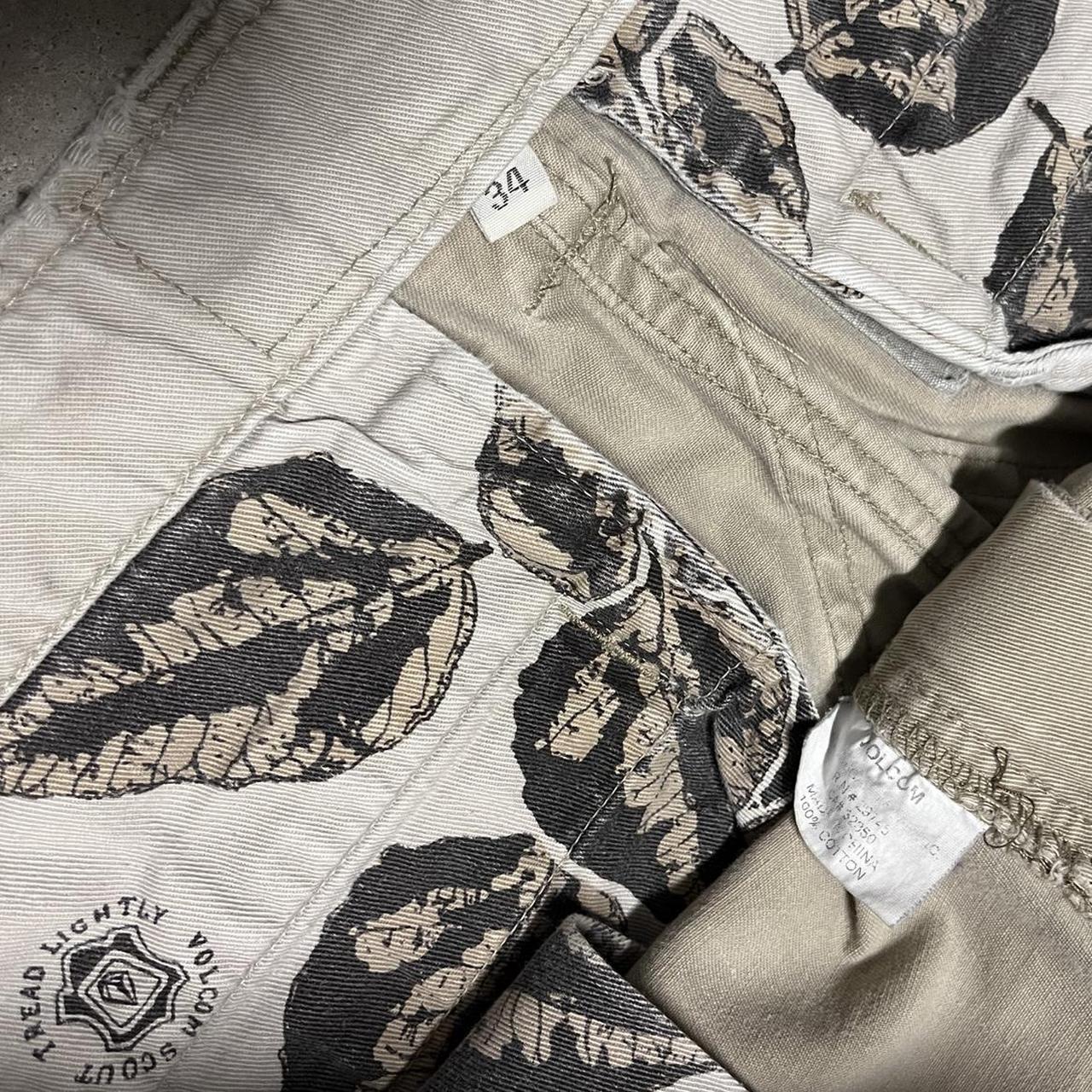 Volcom Men's Shorts - Tan - 34" – Volcom Y2K Vint… - image 3