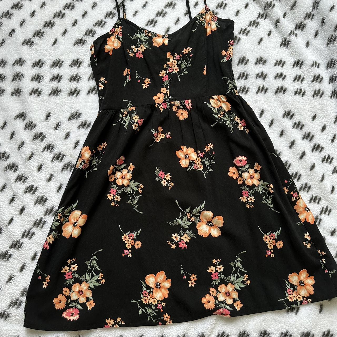 h&m black floral dress w a side zipper never worn Depop