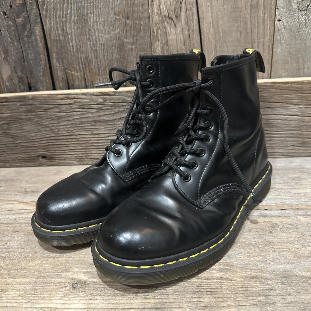 Dr martens size hot sale 9 womens