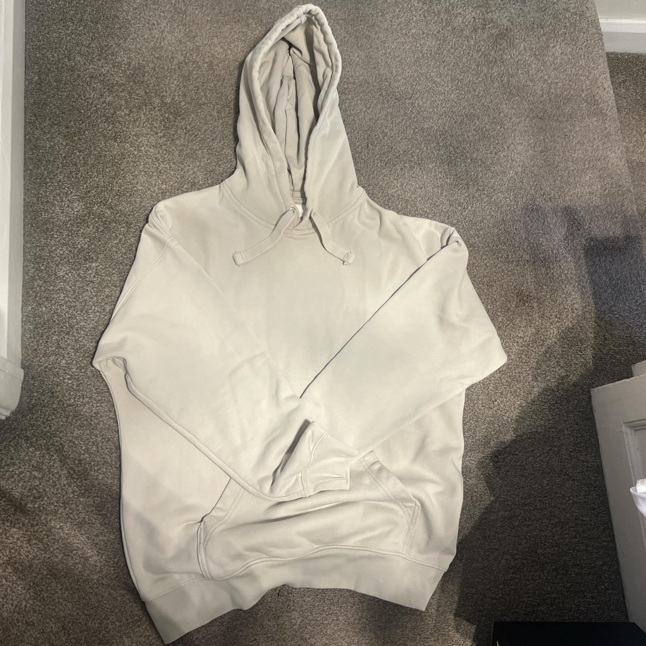 H&M beige hoodie regular Size medium,