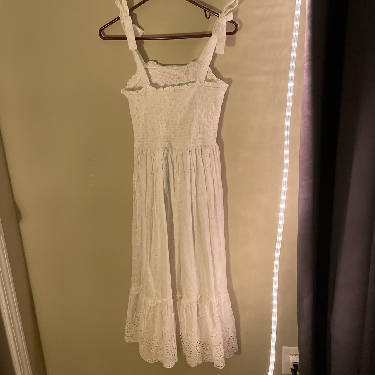 Jessica Simpson Women's White Dress | Depop