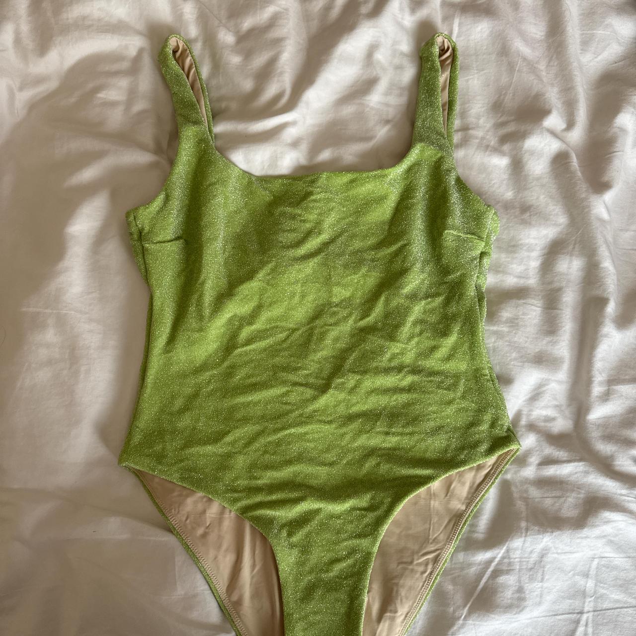 item listed by beachmademebuyit