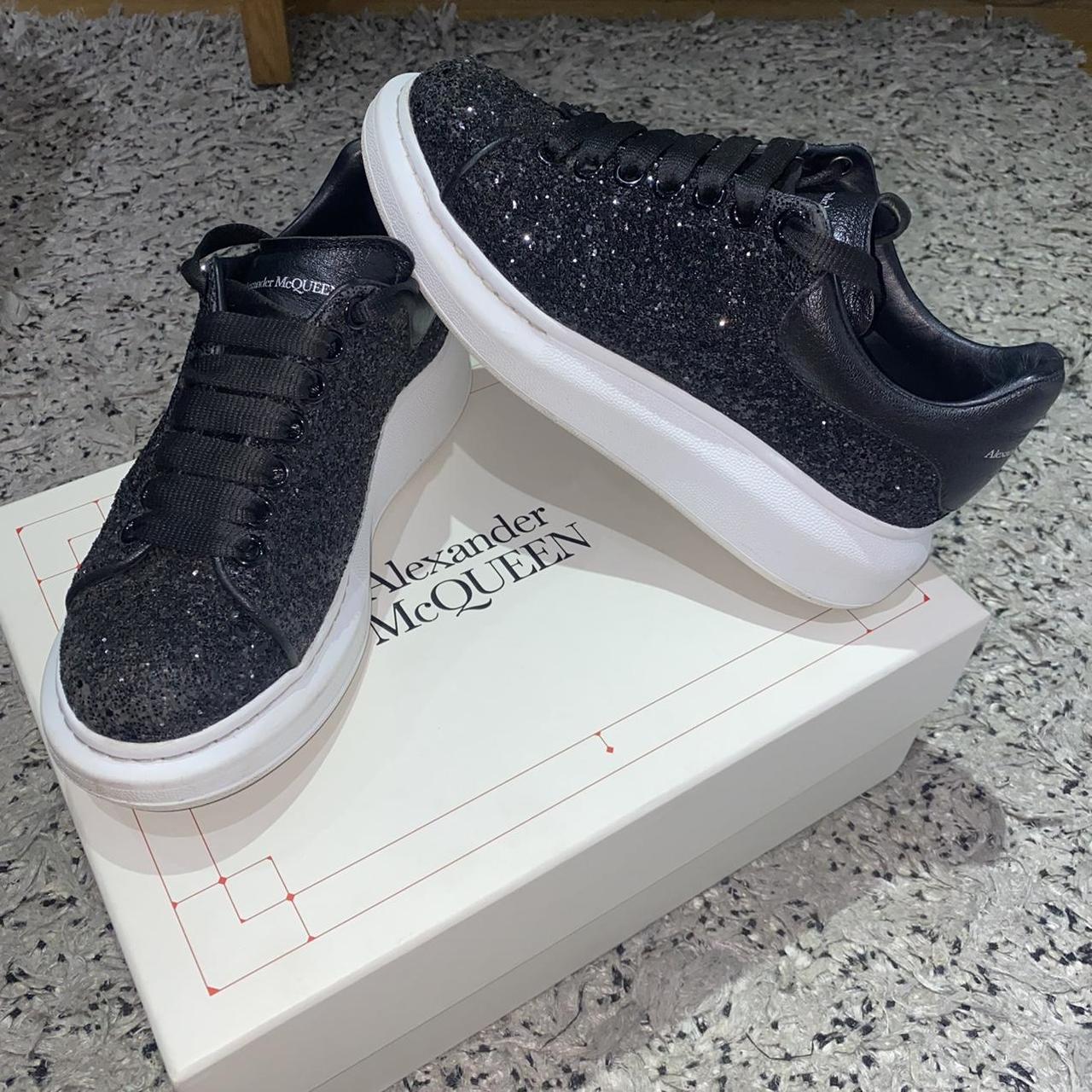 Alexander mcqueen black glitter trainers best sale