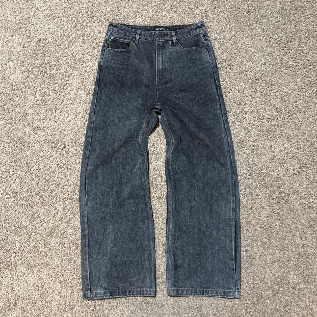 item listed by zynphhr