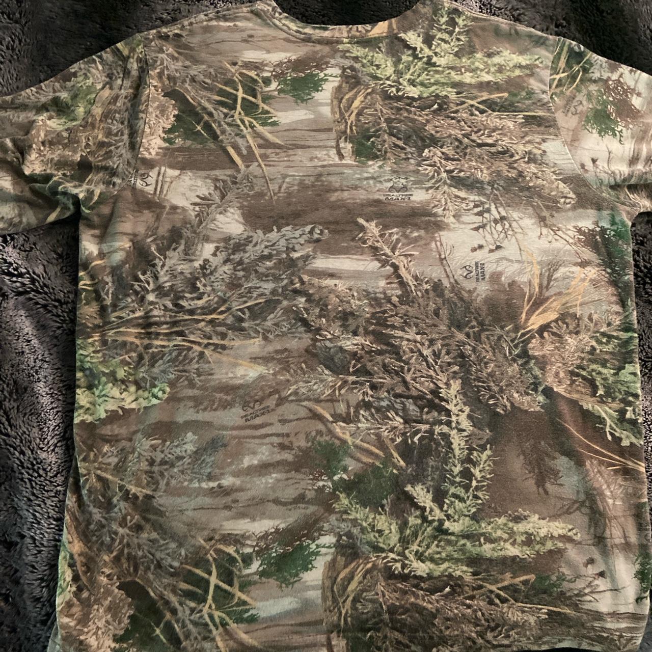 Realtree Men's Green and Brown Sweatshirt | Depop