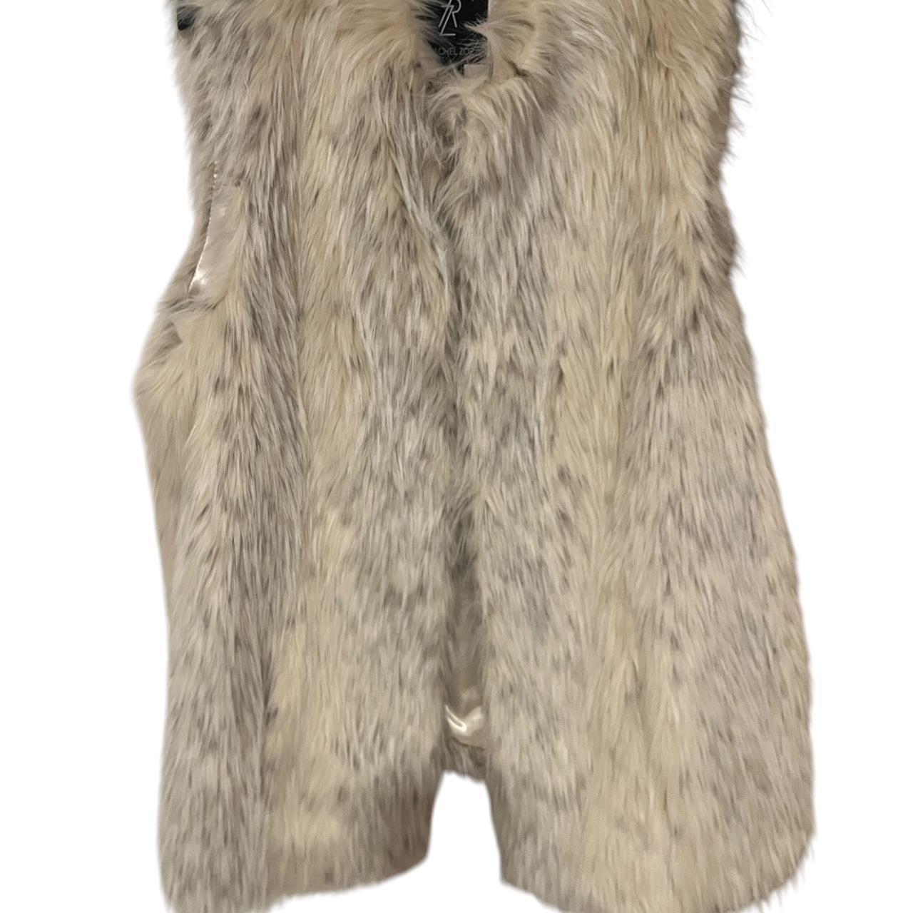 Rachel Zoe Women's Vest - Cream/Tan - XXL – Cream faux fur vest #fauxfur #winterfashion