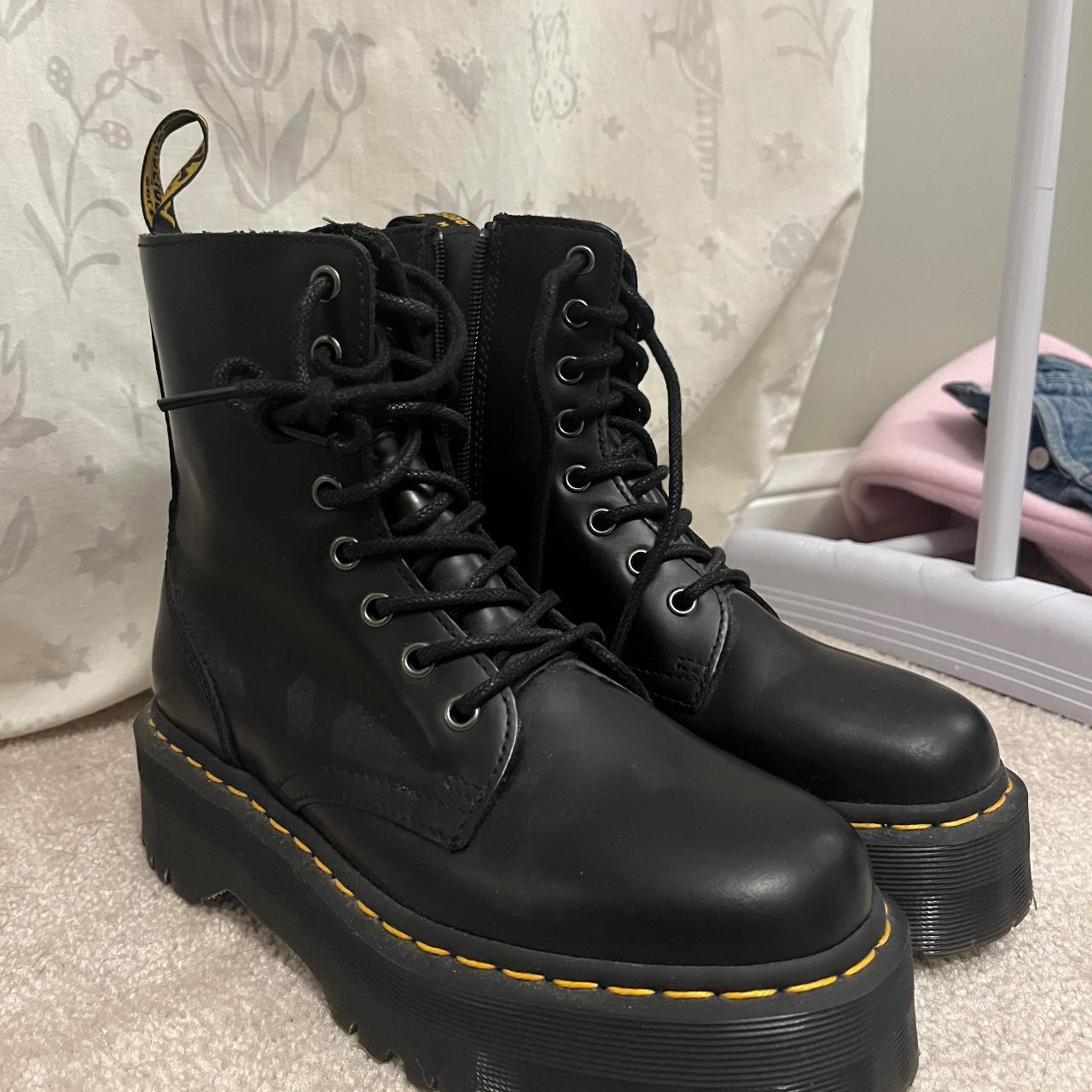 Doc marten size 7 online