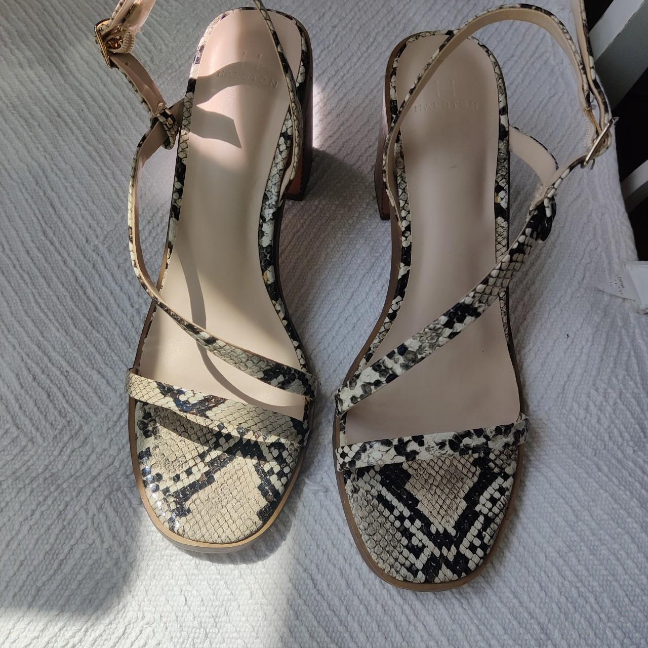 Halston Women's Black and Tan Sandals | Depop