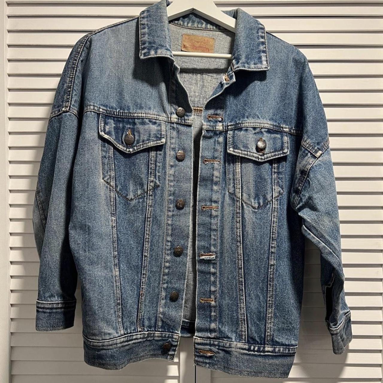 vintage denim jacket moussy over size look