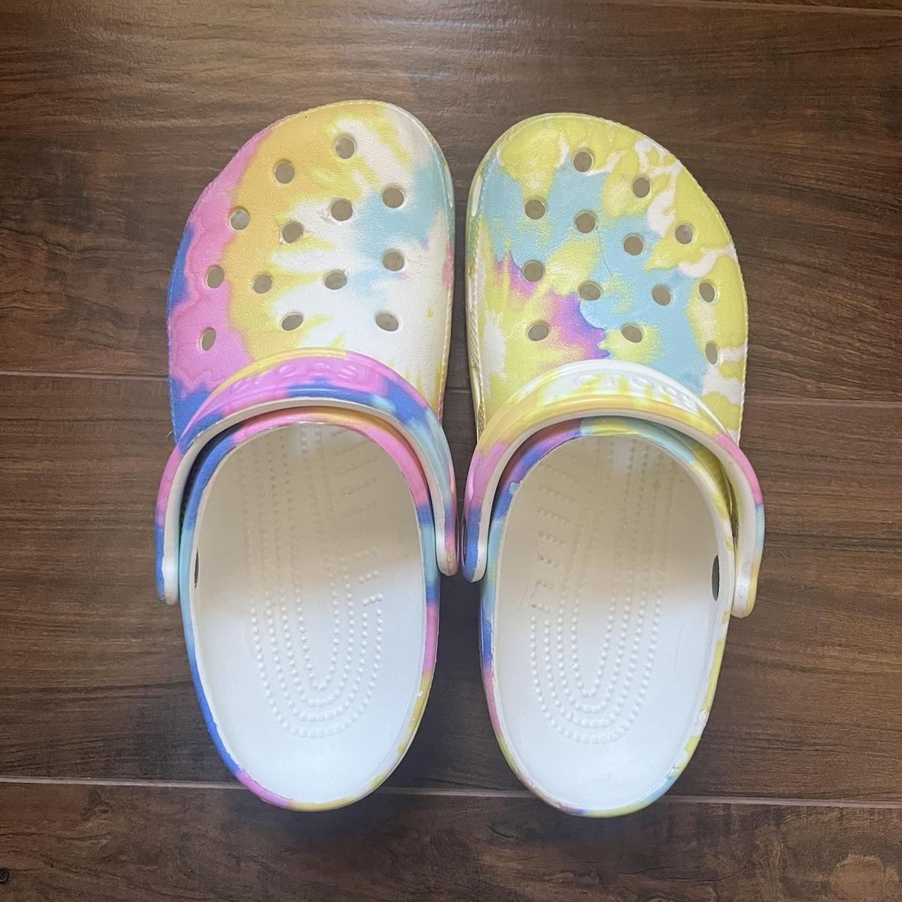 Pastel tie dye clearance crocs