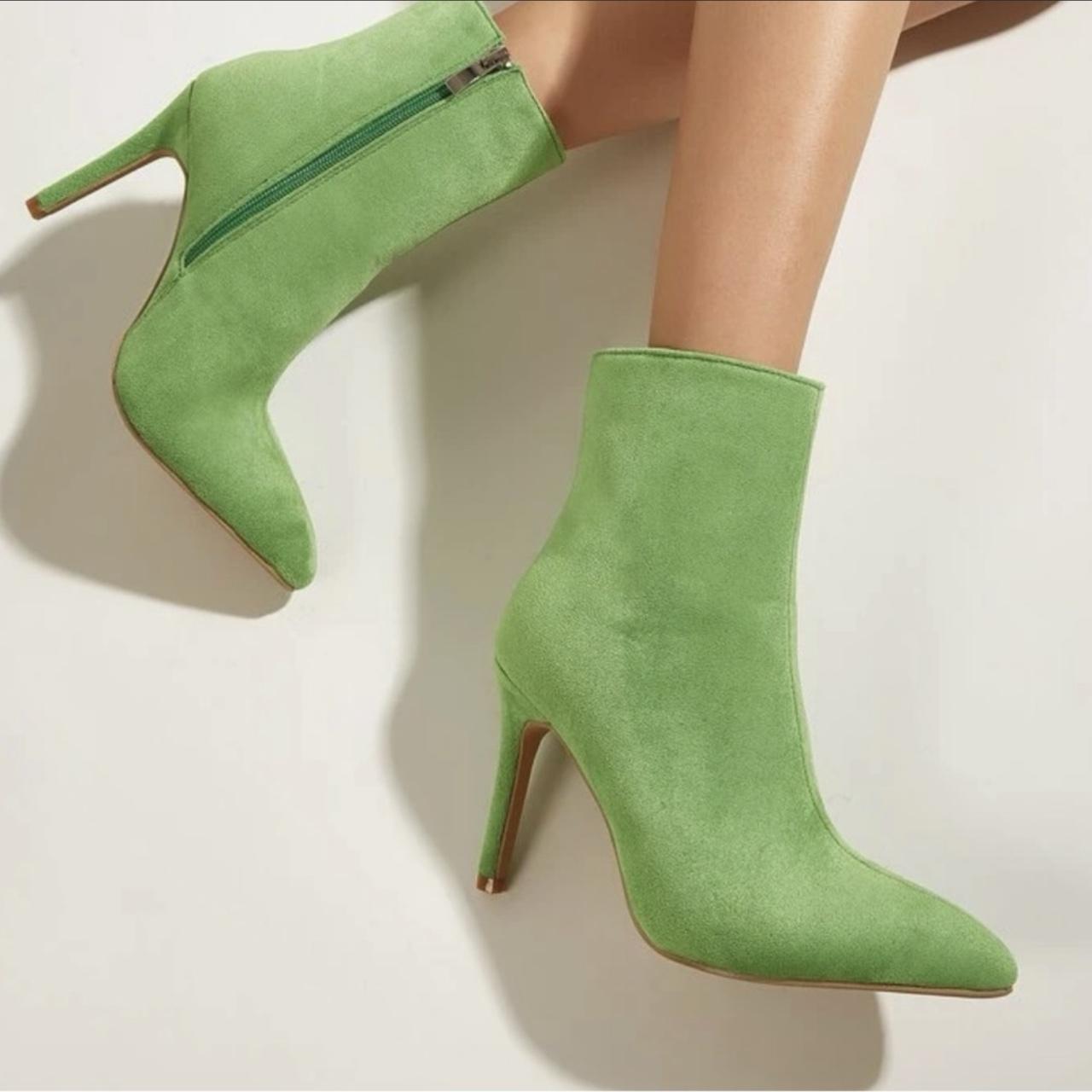 Women's Green Boots Depop