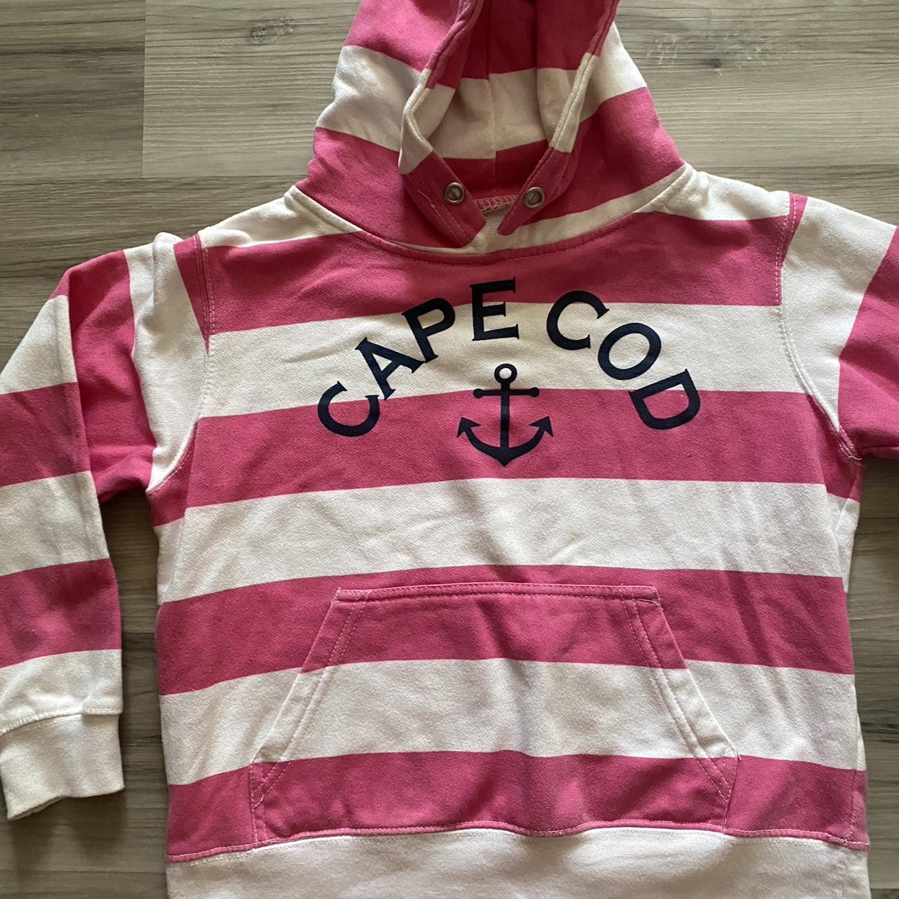 preloved Vineyard hoodie for girls size M... Depop