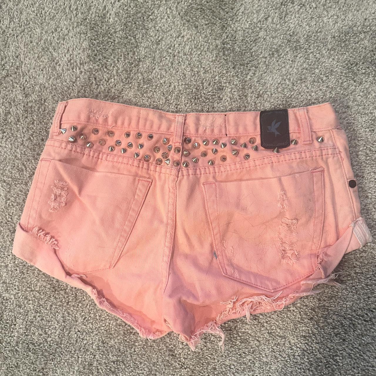 Sz 26 studded pink short shorts - Depop