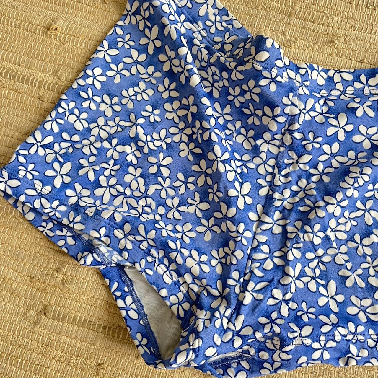 American Vintage Women's Blue and White Bikini-and-tankini-bottoms | Depop