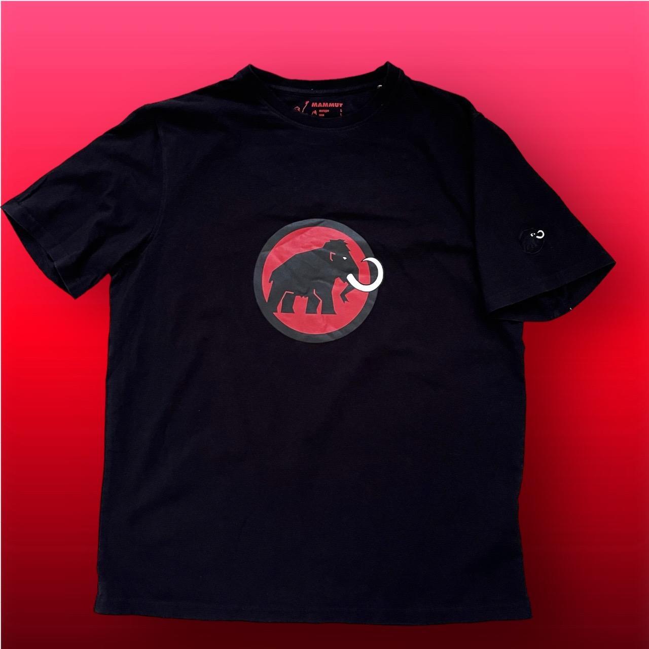 Mammut Men's Black and Red T-shirt