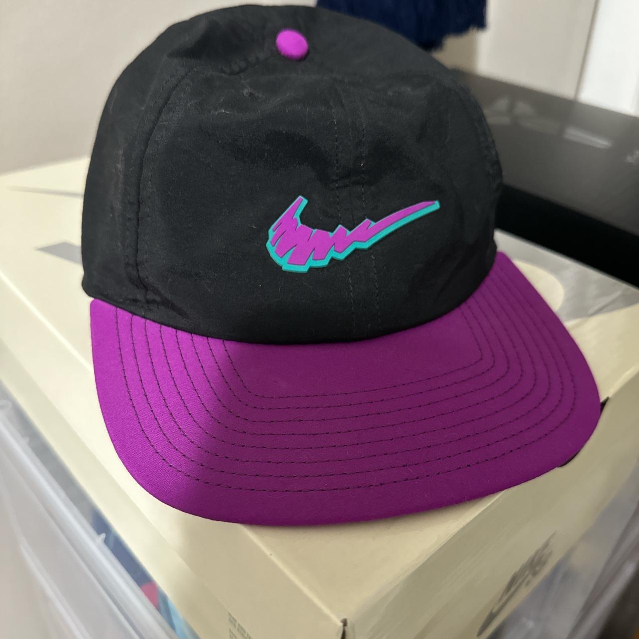 Black and purple nike hat hotsell