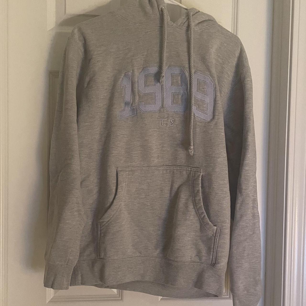 【新品未使用】Taylor Swift Gray 1989 Crewneck Spotify Fans First Heather Gray 1989 (Taylor's Version