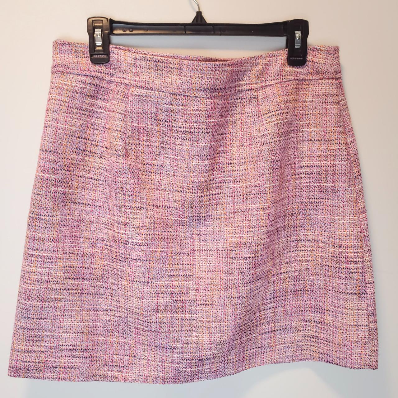 Loft NWT Pink Tweed Pocket Shift Mini Skirt Size... - Depop