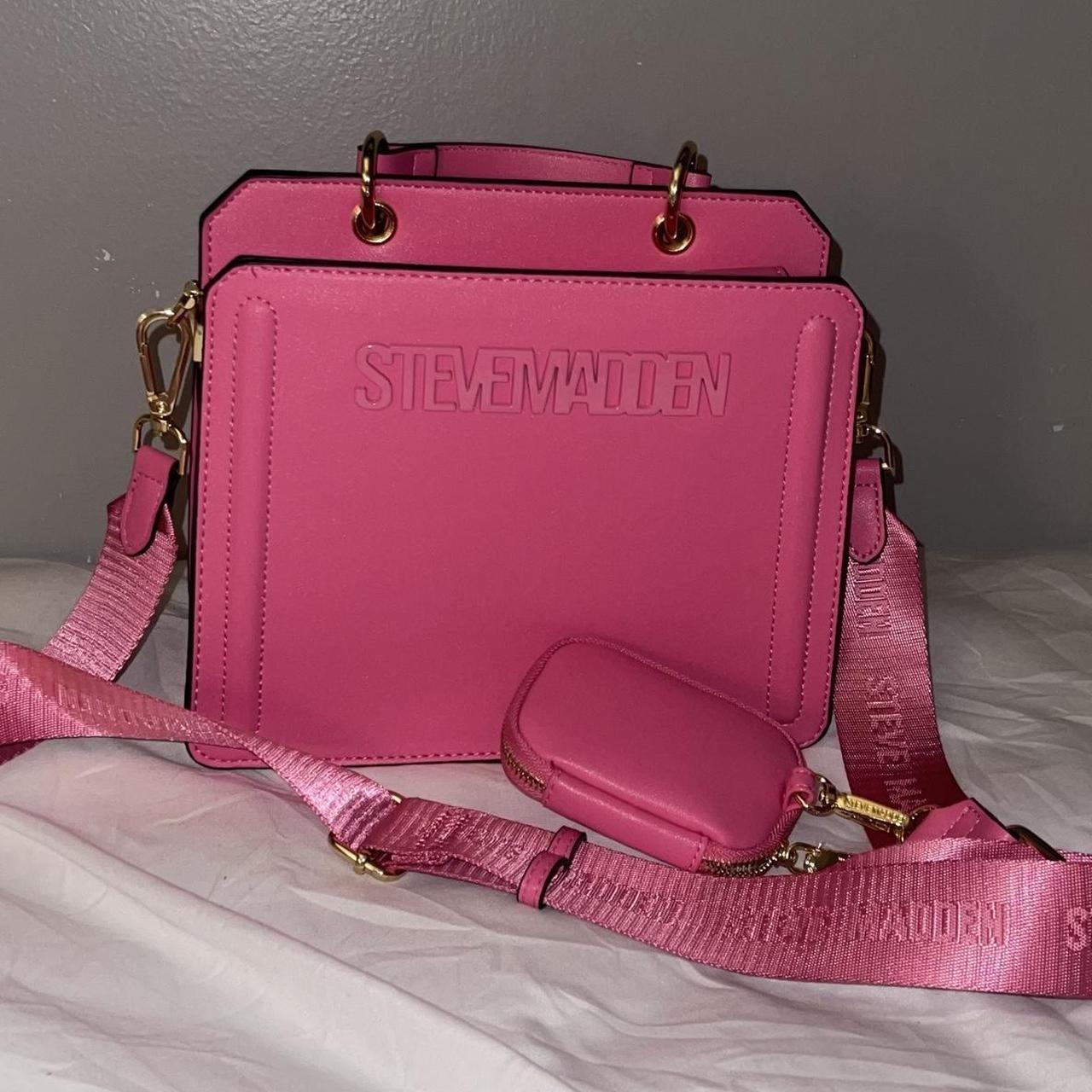 Pink Steve Madden Bag No flaws - Comes with a thin... - Depop