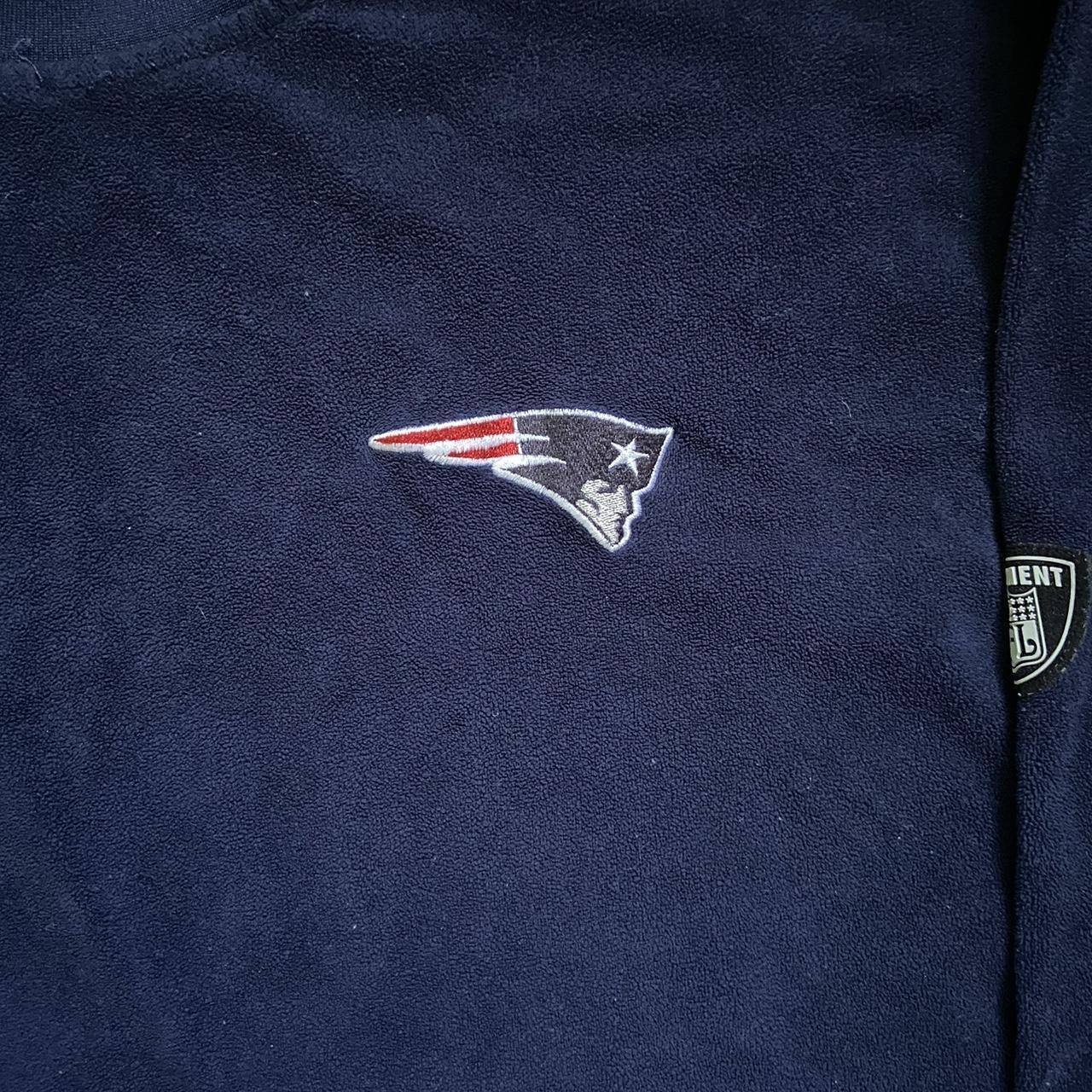 Vintage 90's New England Patriots sweater w/ Wolf - Depop