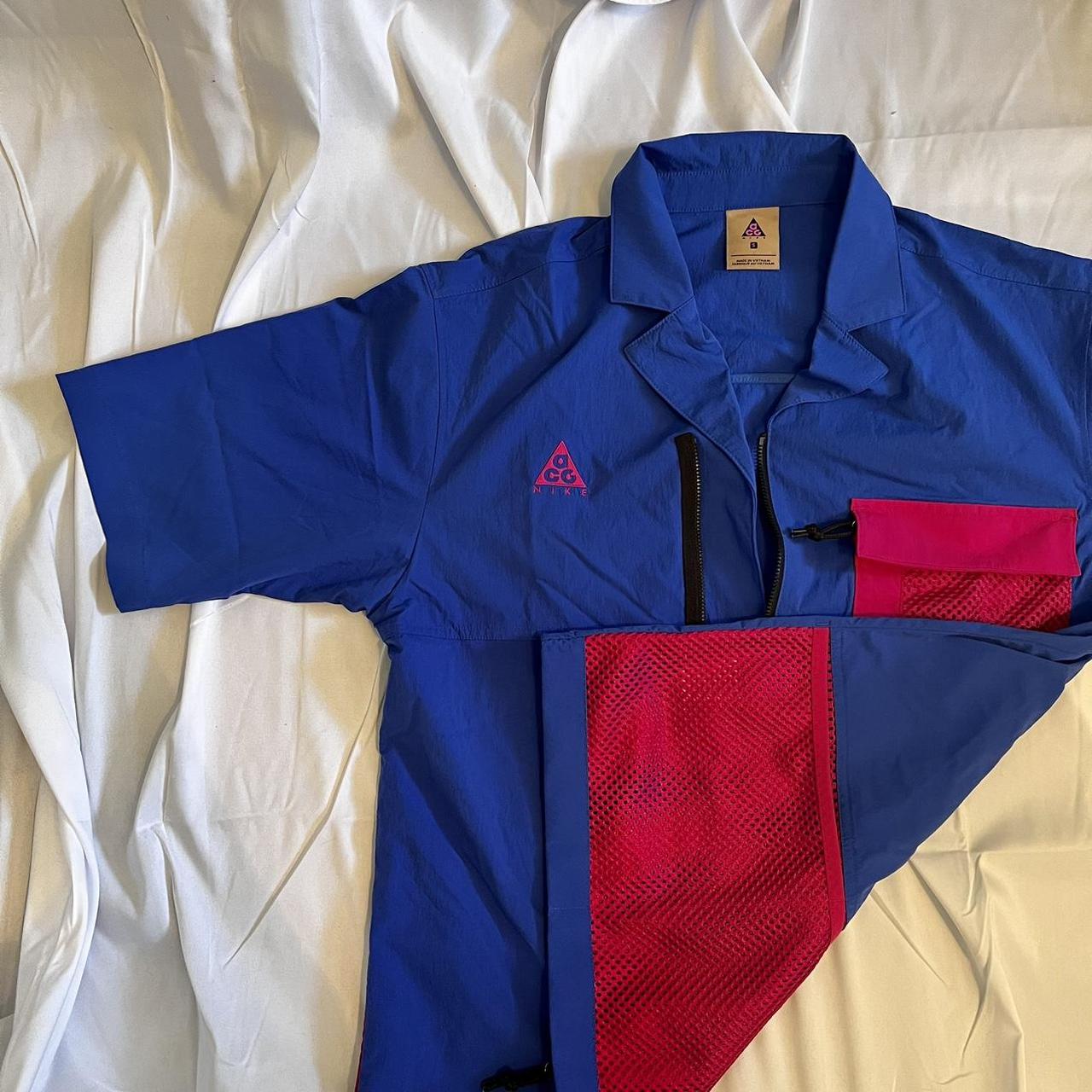 nike blue and pink shirt