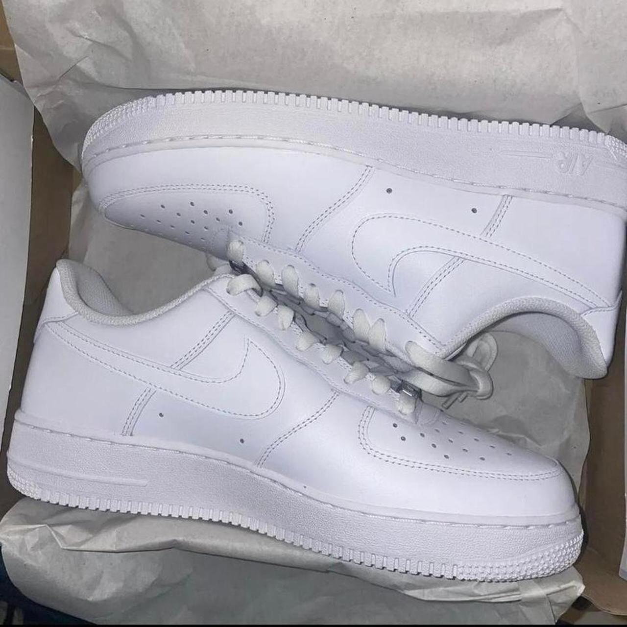 Nike Men's White Trainers | Depop