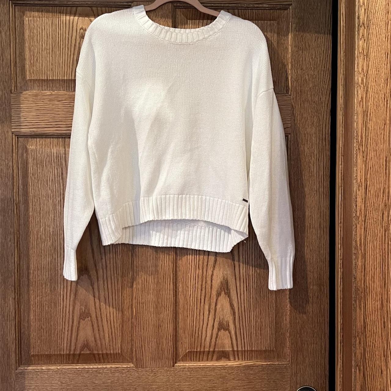 White Hollister Sweater ☆ cute, simple white - Depop