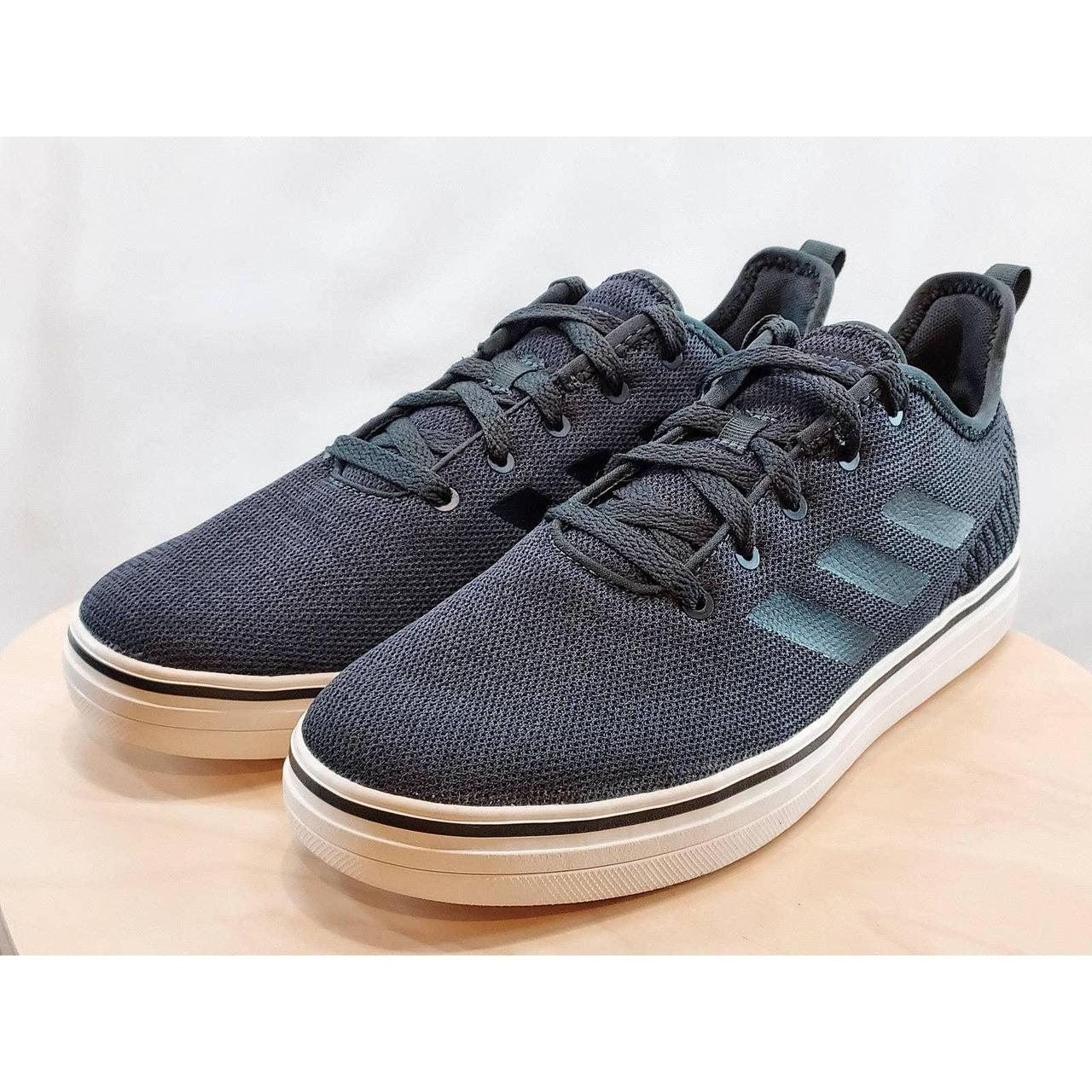 Adidas skate outlet shoes 9.5