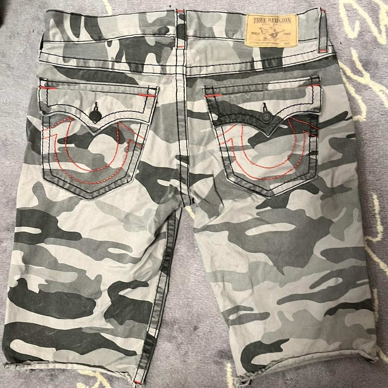 True religion baggy camo and red jorts #truereligon... - Depop