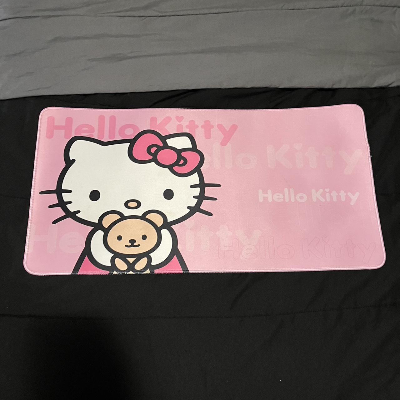 item listed by luvly_daisy