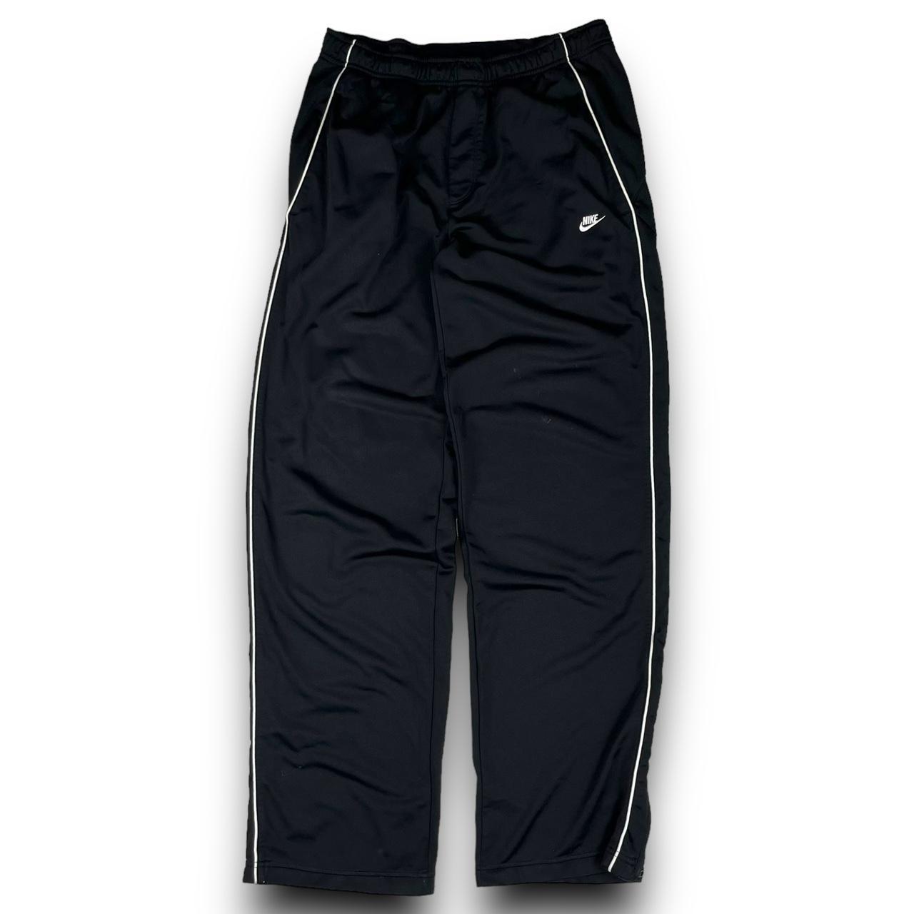 Nike Sportswear WIDE LEG PANT - Tracksuit bottoms - black/white