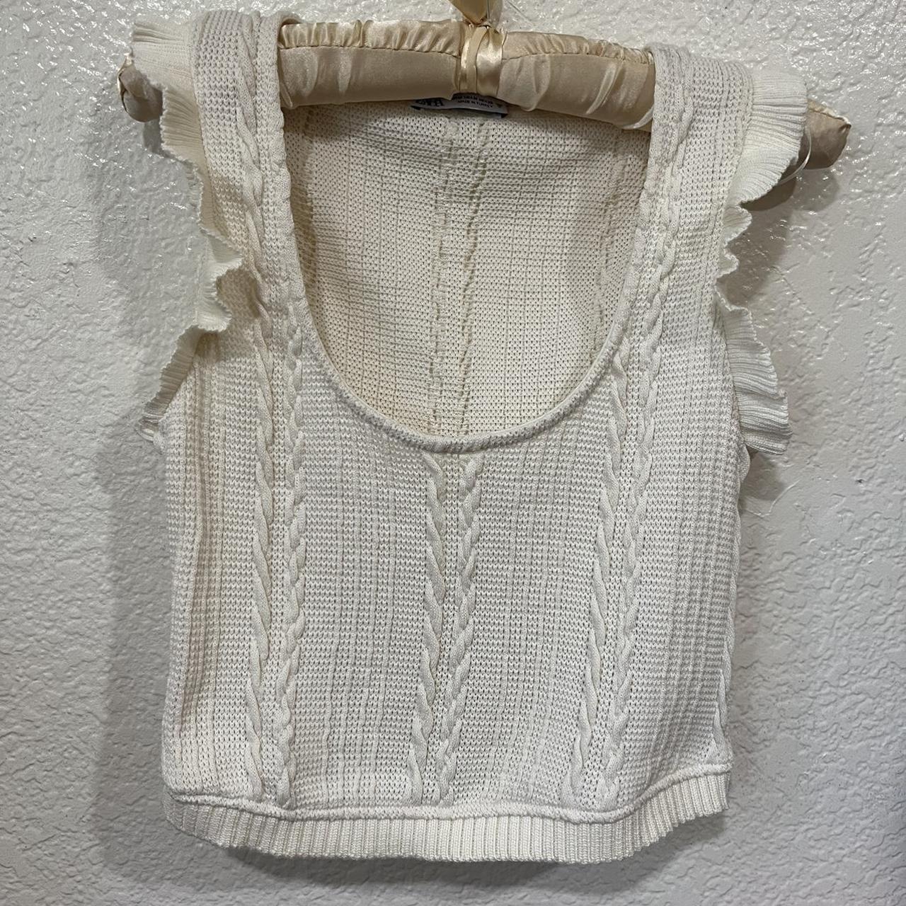 Zara cream sweater vest Size medium please no... Depop
