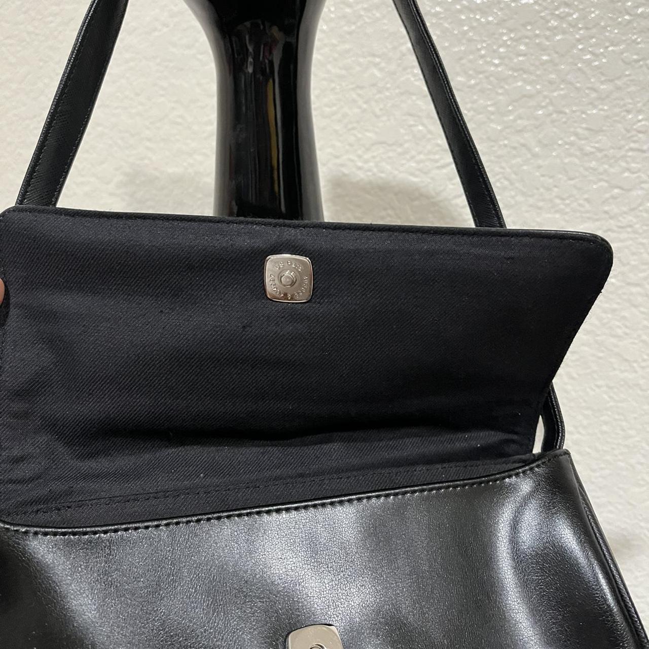 Villager bag Liz Claiborne black shoulder bag Very... - Depop