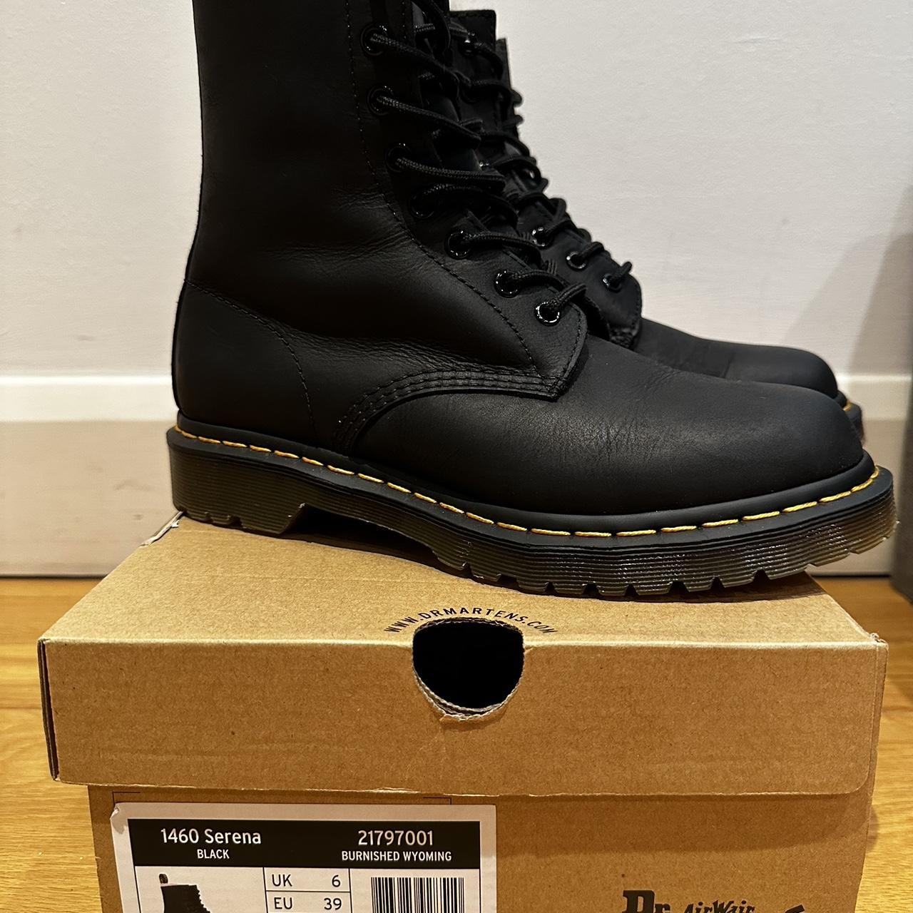 dr martens 1460 serena
