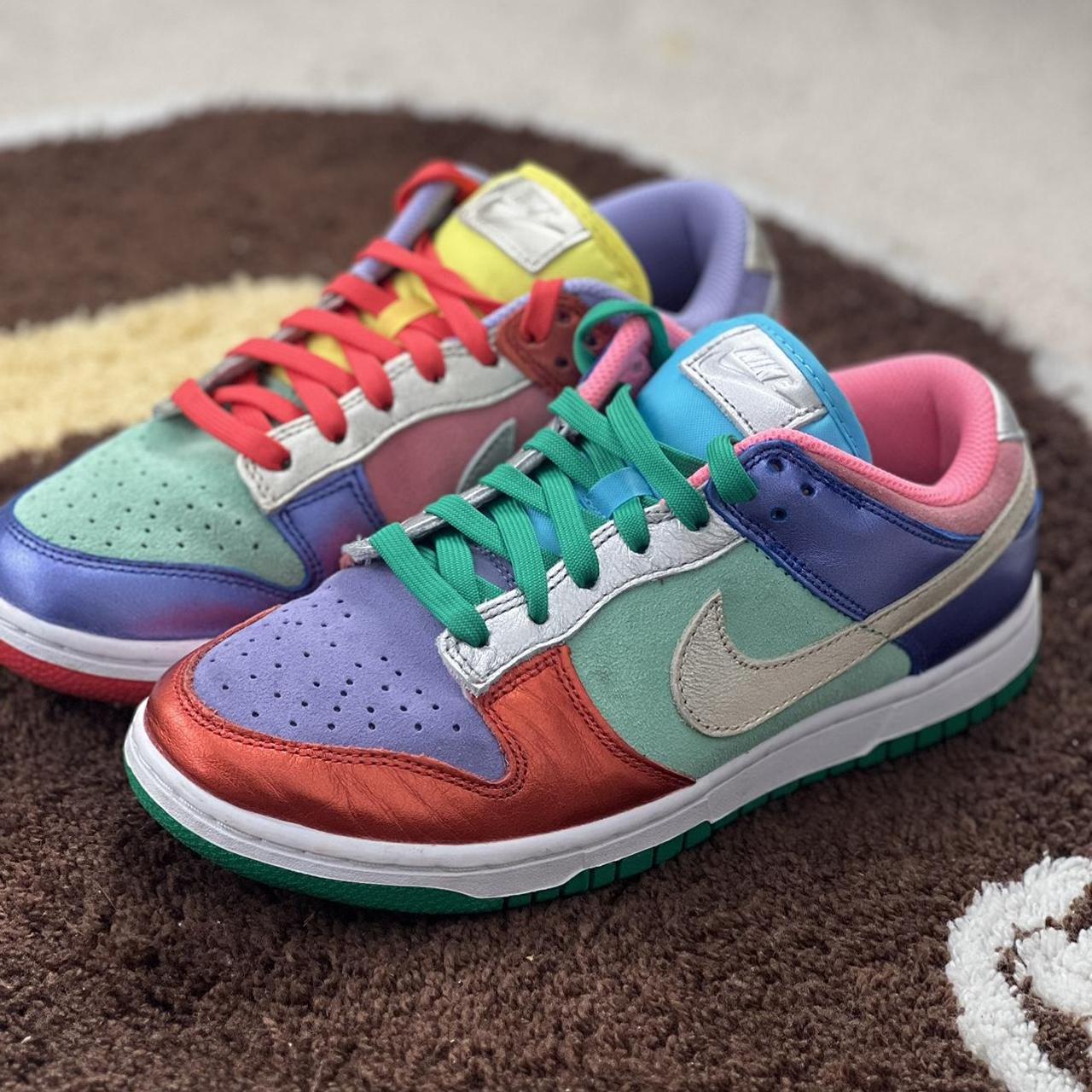 NIKE DUNK LOW SUNSET PULSE, -GENTLY WORN, -7W, -NO BOX...