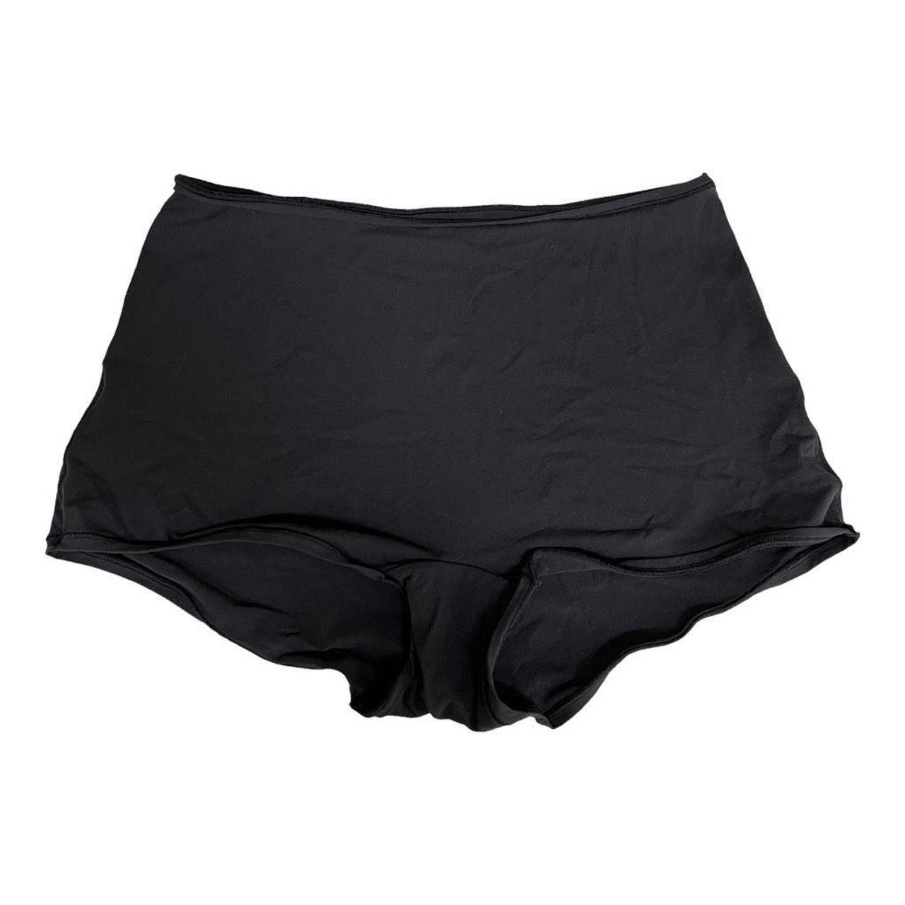 Skims Women's Black Panties Depop